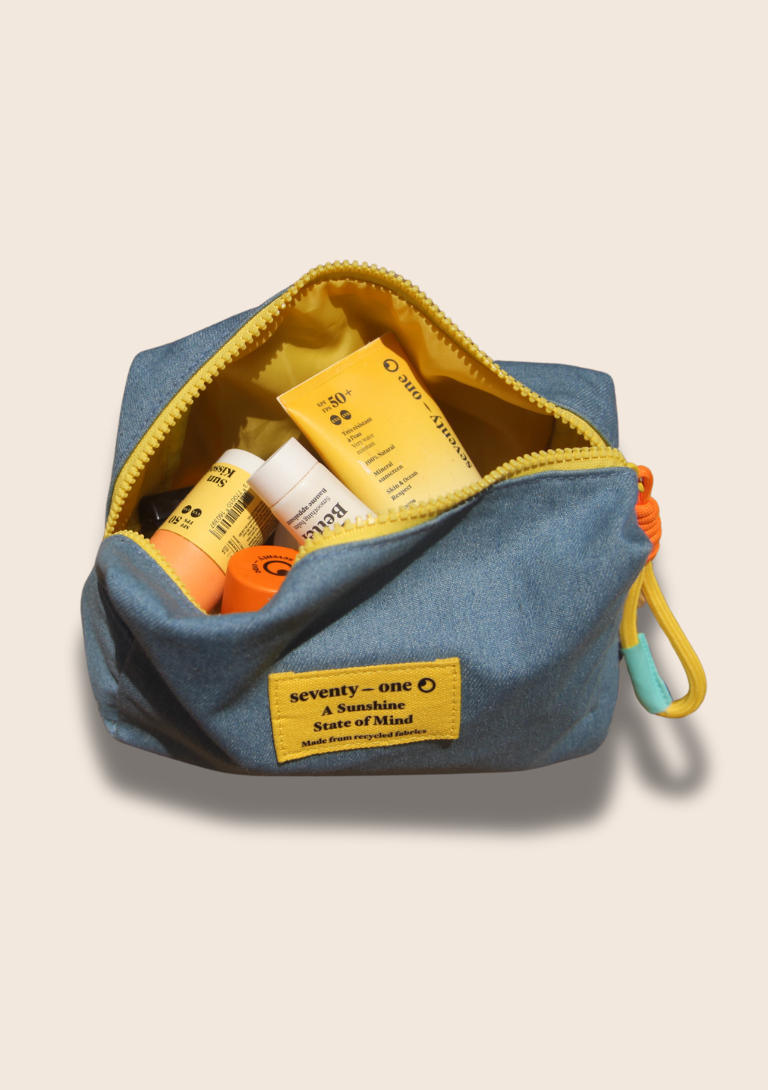 seventyone-percent-pochette-de-voyage-en-jean-recycl-trousse-de-toilette image 2