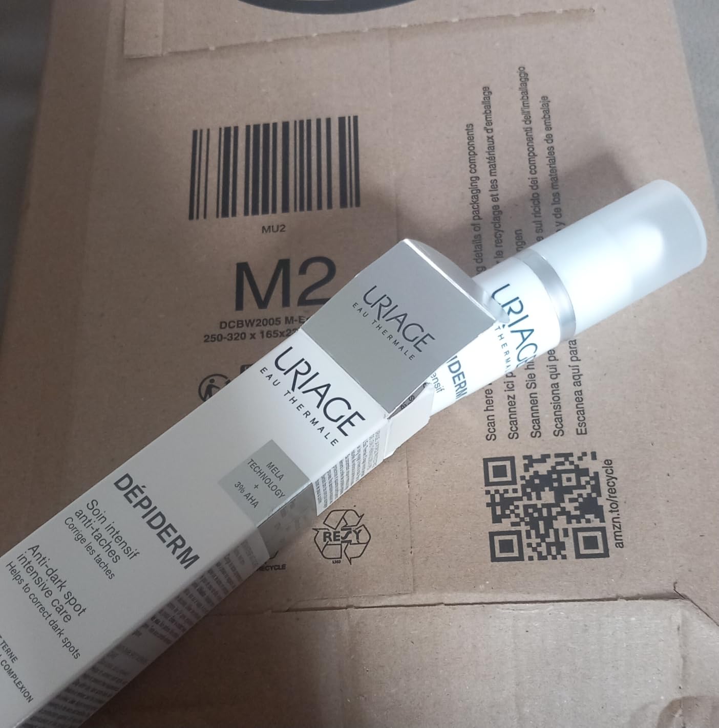 Taches éclaircies en un mois